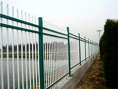 河道锌钢护栏图片2